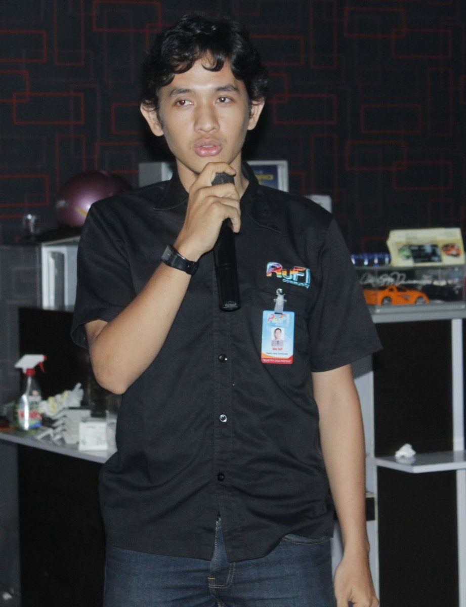 Aden RuFI jadi psikopat maniac di film BANDAL. Penasaran??? rufiindonesia.wordpress.com/2013/01/15/ade…