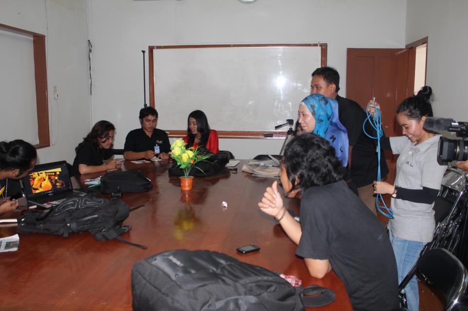 Untuk tahun 2013 RuFI sudah rancang program-program yang akan menggebrak. Apa saja… rufiindonesia.wordpress.com/2012/11/12/unt…