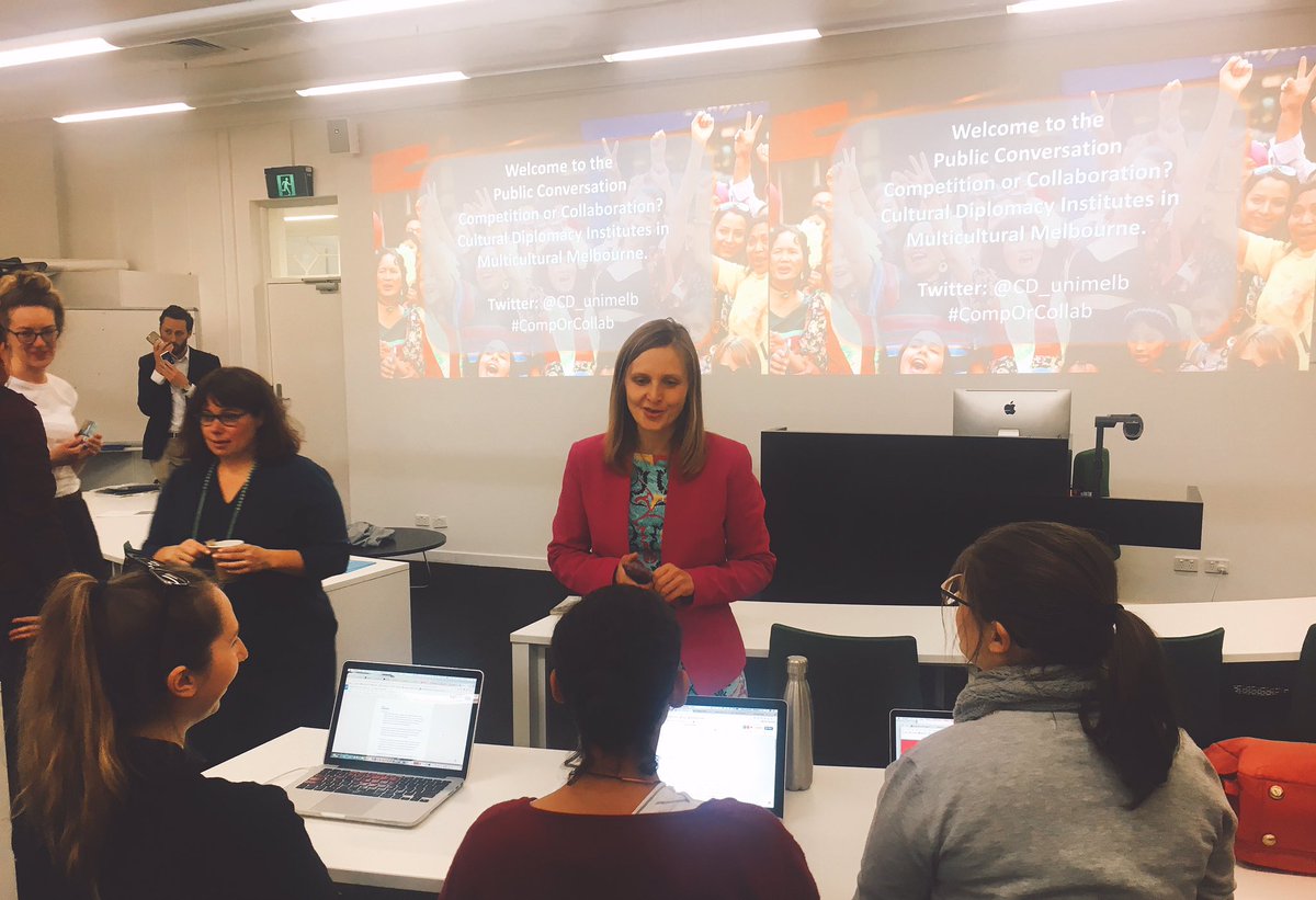 iris_xiaoyin's tweet photo. Come and join our cultural conversation! Free drinks and refreshments are served. #CompOrCollab  @CD_unimelb https://t.co/hPRLm0phkB