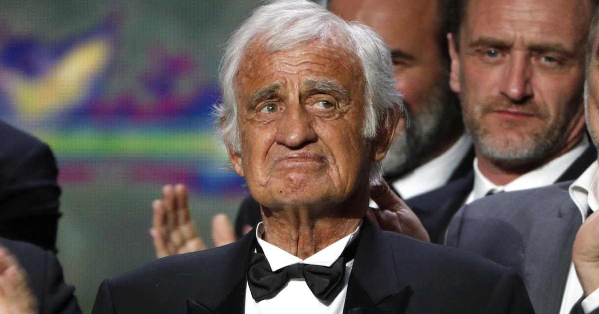 christinachox's tweet photo. Jean-Paul Belmondo is still a vital part of French arts and culture, even at the age of 85 #CompOrCollab https://t.co/cYstTqH2c8