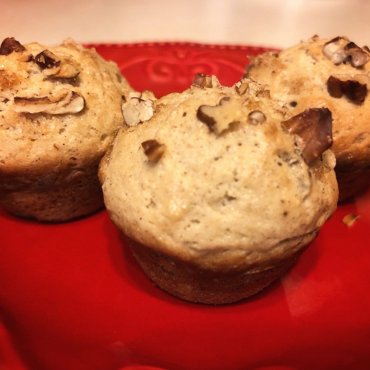 kris10381's tweet image. Mini Pecan Spice Muffins!
So delicious! #sweettooth #bakingmachine #bakinglove #perfectsnack