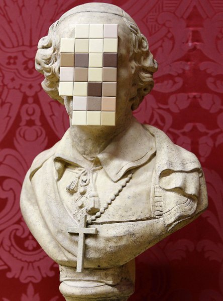 Fadhlaoui2's tweet photo. Celui ci de #JenMann #Banksy Cardinal-Walker « Je ne suis jamais sûr de qui mérite d’être mis sr 1 piédestal ou écrasé dessous ».#peintures https://t.co/DW0wEgJDRS