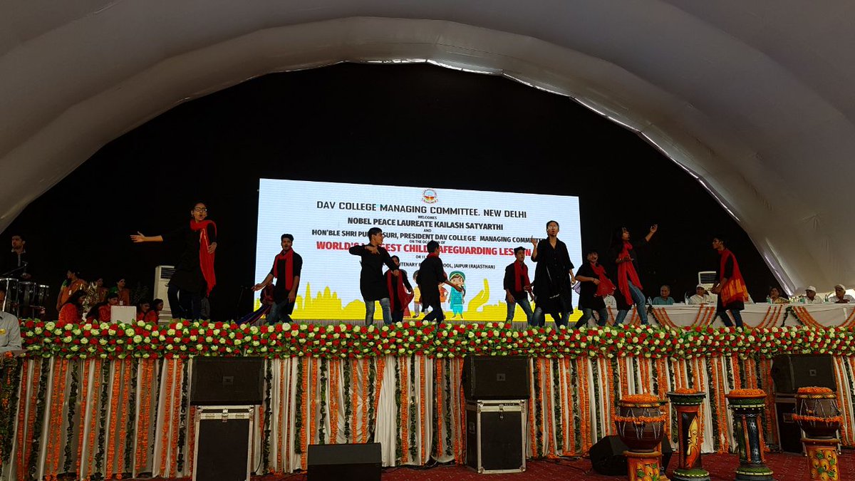 KSCFIndia's tweet photo. Students of #DAVCentenaryPublicSchool performing Nukkad Natak at Jaipur leg of the #BharatYatra giving away a strong message on the issues #childsexualabuse and trafficking.
#SatyarthiClass 
Watch the live stream at: https://t.co/NeSiIjGya1 https://t.co/DcONs7VtEC
