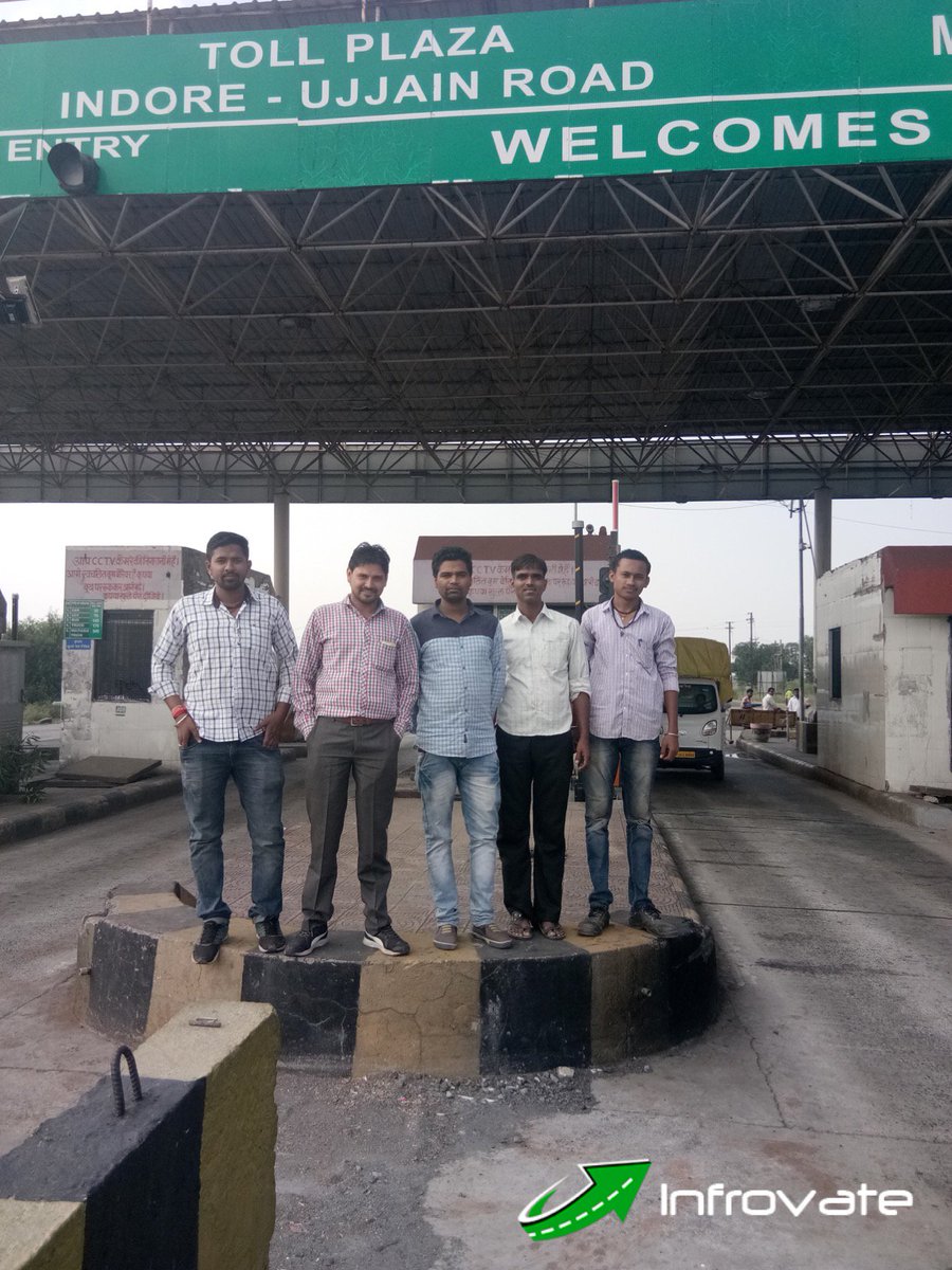 InfrovateC's tweet photo. TMS solutions provided by Infrovate at MTPL Plaza went live on 7th Oct 2017. UJjain-Indore plazas on SH27 #TollManagement @MORTHIndia https://t.co/pZb9wfR1Mh