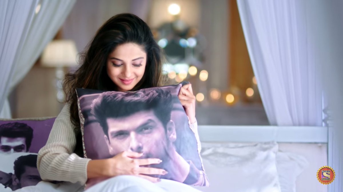 KKRFanatic17's tweet photo. This promo still gives me goosebumps @jenwinget #1YearOfBeyhadh #Beyhadh https://t.co/eMSg6dr3Pu