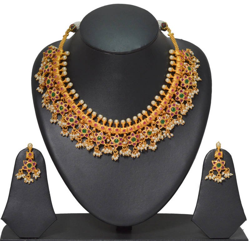 MonsoonWeddings's tweet photo. Guttapusalu Designs... #Indianbride #Indianweddings #SouthIndianDesigns #Bridaljewellery #Indianaccessories #Indiadesigns #Monsoonweddings https://t.co/nWcnHxCziP