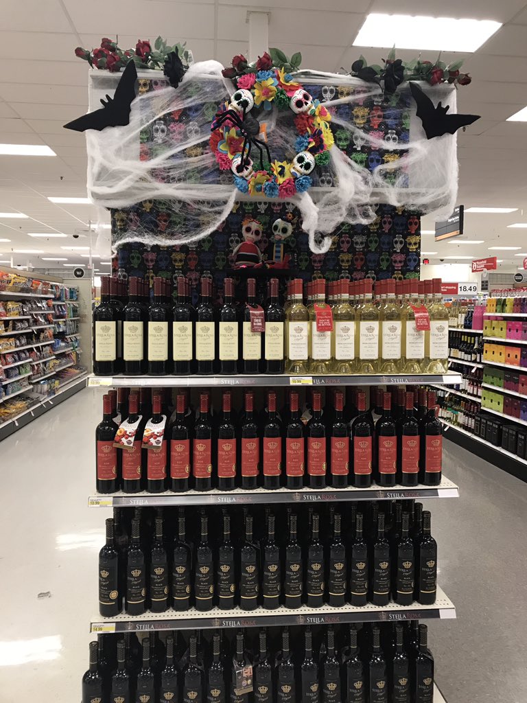 reneec434's tweet photo. Stellabrate... it will be, it will be so nice... to have this for your #MonsterBash. Make a #TargetRun cause #301GetsItDone #StellaWeen https://t.co/Xj8KxdarlB