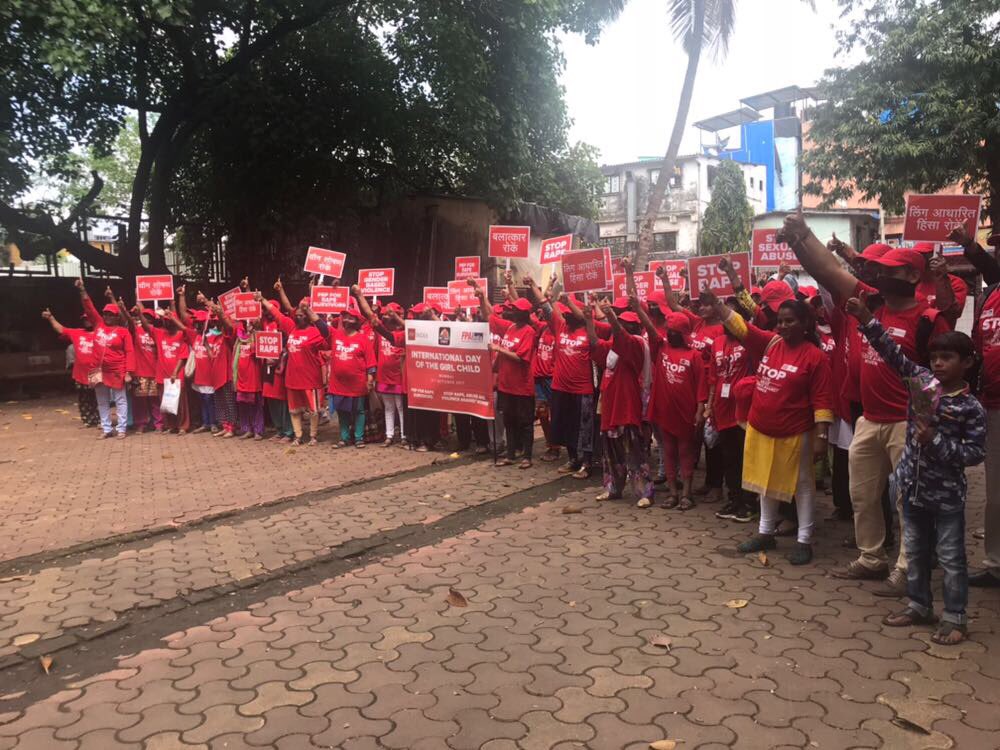 AhfIndiacares's tweet photo. We’re here pledging to break silence against violence towards women. #AHFSilentProtest #InternationalDayofGirlChild https://t.co/GzC1KuKnBi