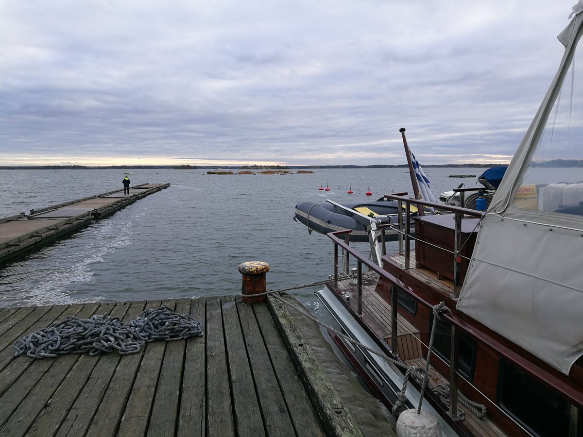 cbportmate's tweet photo. Irene Villanen/City of #Rauma explaining the history and present of the #Kuuskajaskari #island. #smallport, #mysamk, @CentralBaltic https://t.co/7xnzNDDln5