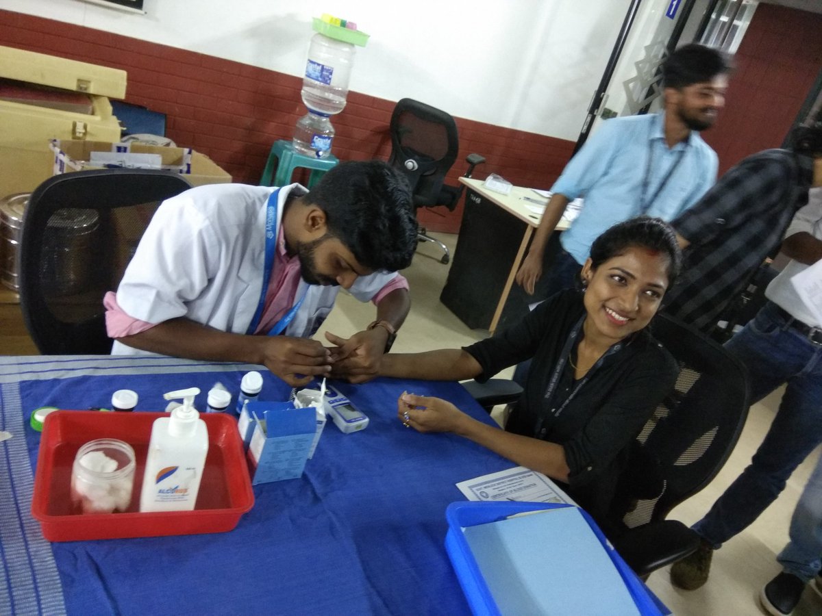 Ashwilsalins's tweet photo. @LifeatMphasis @MphasisCareers @sanbolooR @BenSubbarao @prasanthr7 @deepakraj4030 @MeenuBhambhani JOY OF GIVING BLOOD Mphasis Mangalore https://t.co/sN9EVW7uTI