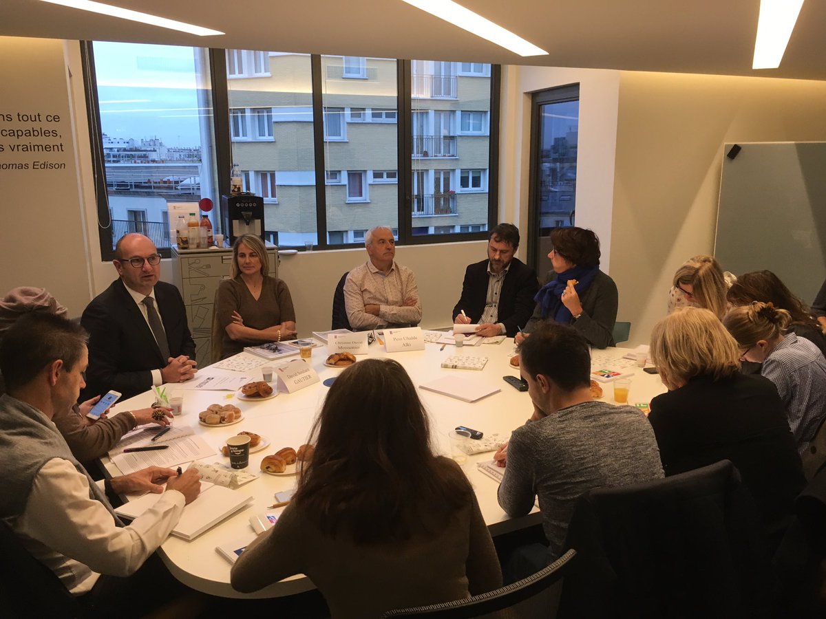 Début de la conférence de presse dédiée à l'export avec <a href="/davidsoulard/">David Soulard</a> <a href="/GautierFrance/">Gautier</a> <a href="/alkifurniture/">alki</a> #Moissonnier