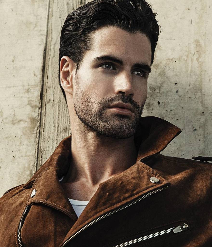 ninjusss's tweet photo. Mi mejor mirada al infinito
My best look to infinity #leatherjacket #barcelona es #españa https://t.co/MafcdLwSzv