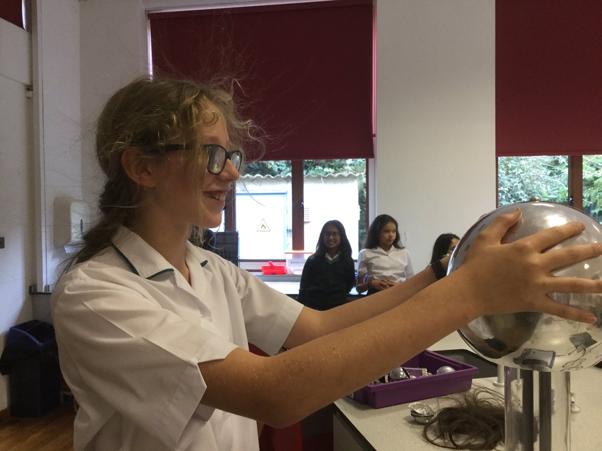 FHill_Science's tweet photo. Year 7 Science Club have been investigating static electricity with some hair-raising results! @FarnboroughHill https://t.co/ugzRxBbFIH