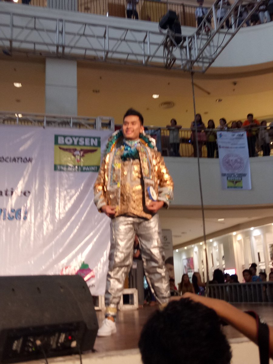 usep_yms's tweet photo. Happening now:
Marketing Ambassador and Ambassadress
#TeamUSeP #7thMarketingWars https://t.co/BkxDEYH2Jv