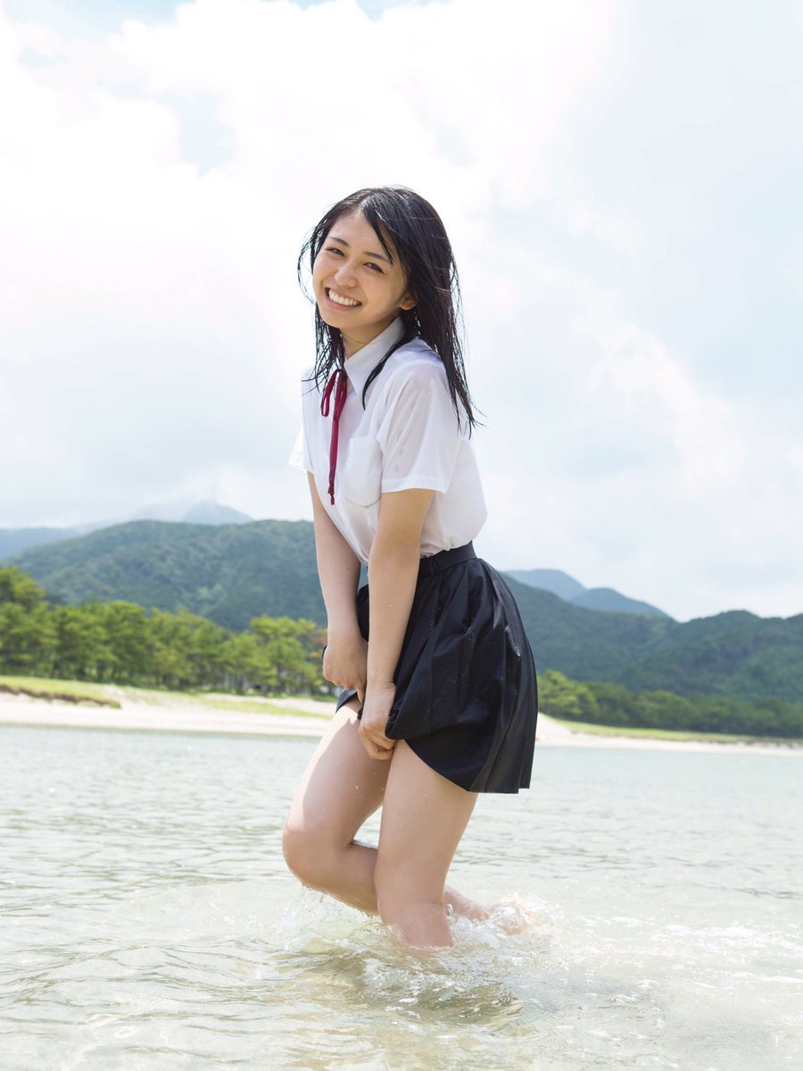 欅坂46・長濱ねる1st写真集アカウントの中の人、ひたすら可愛い