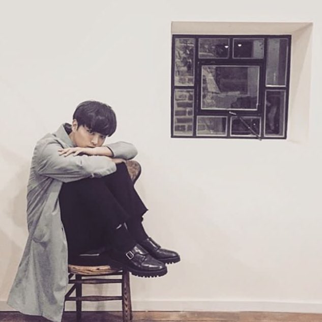 TheRoseFrance's tweet photo. [📸] Photo de Hajoon prise par Dojoon et Jaehyeong 

#TheRose #더로즈 https://t.co/Iq2WEMUJR7