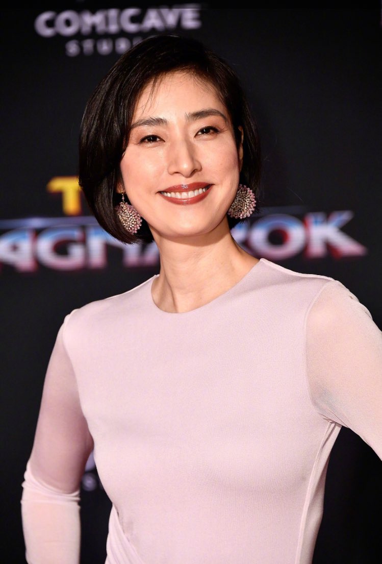 Little Hollywood Twitterissa ヘラの吹替をする天海祐希さんもソープレミアに来ていたんですね 何気に遜色ない存在感 浅野忠信さんは来てないのか ウォーリアーズスリーのレイ スティーヴンソンは来てたけど Little Hollywood Twitterissa ヘラの吹替をする天海祐希さんもソープレミアに来ていたんですね 何気に遜色ない存在感 浅野忠信さんは来てないのか ウォーリアーズスリーのレイ スティーヴンソンは来てたけど