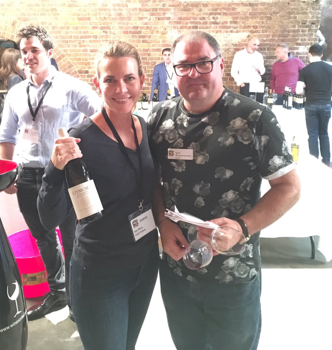 pineswines's tweet photo. With Samantha O'Keefe @lismorewine today @NewWaveSA2017 tasting today. Brilliant wines! #wine #southafrianwines #ridethesecondwave https://t.co/zQHVIP53Uj