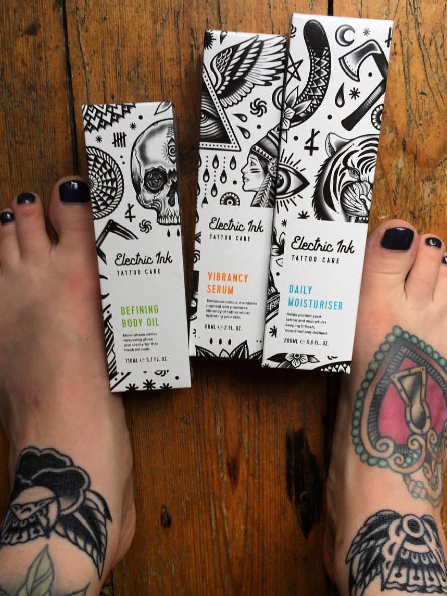 ElectricInkSkin's tweet photo. Grab Electric Ink over at @TheModernManUK ⚡️ https://t.co/GflIH8FhNf https://t.co/n4ydsdl3OP