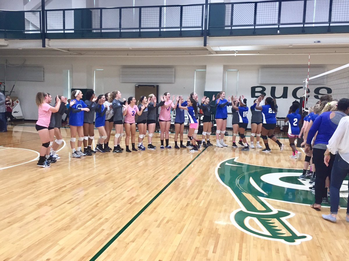 charchristvb's tweet photo. Congrats to our 7th grade team on the big W last night! Jv and Varsity players were there to help celebrate. 👏🏻 https://t.co/sFLJWUpxOv