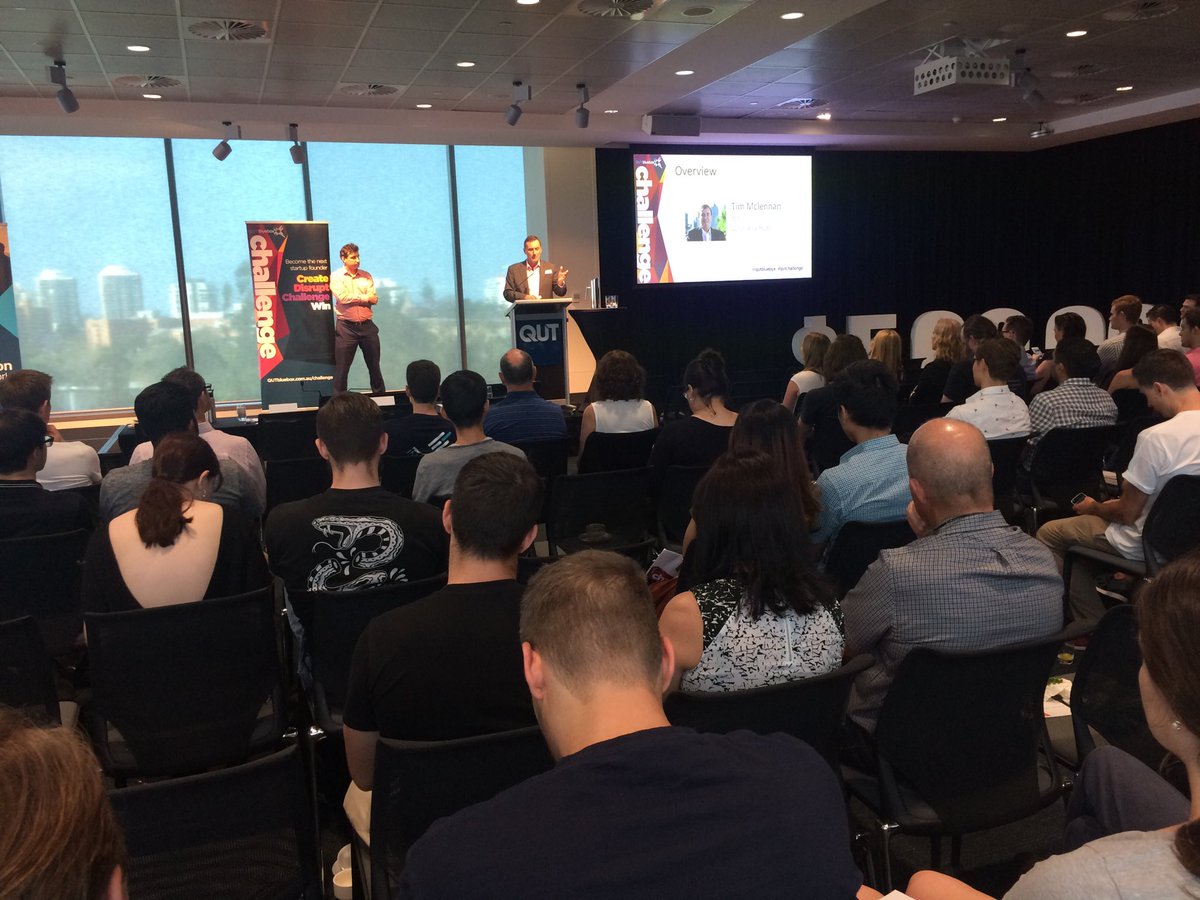 rogerhellens's tweet photo. Lots of talent at tonight's #QUTChallenge @qutbluebox https://t.co/VZxY2onVHY