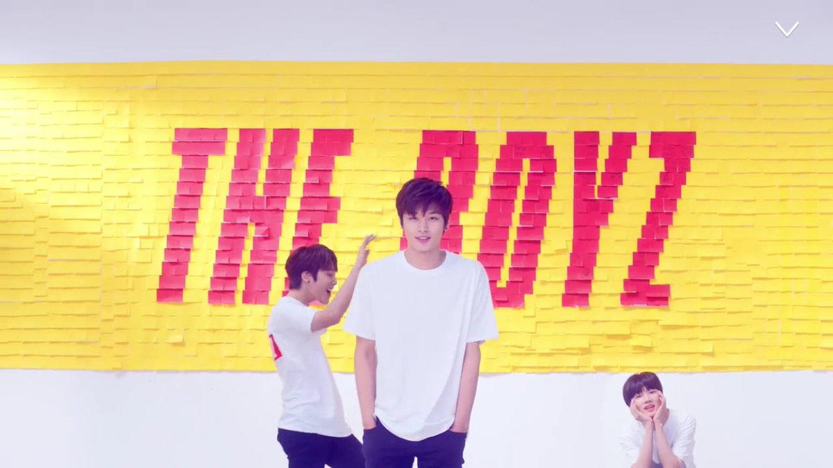 980115com's tweet photo. 더보이즈 뜬다 뜬다! #I'myourboy 그동안 수고 많았어 #꽃분이네  보고싶어 얘두라💕♥️♥️ https://t.co/g9AYQ4HFL7