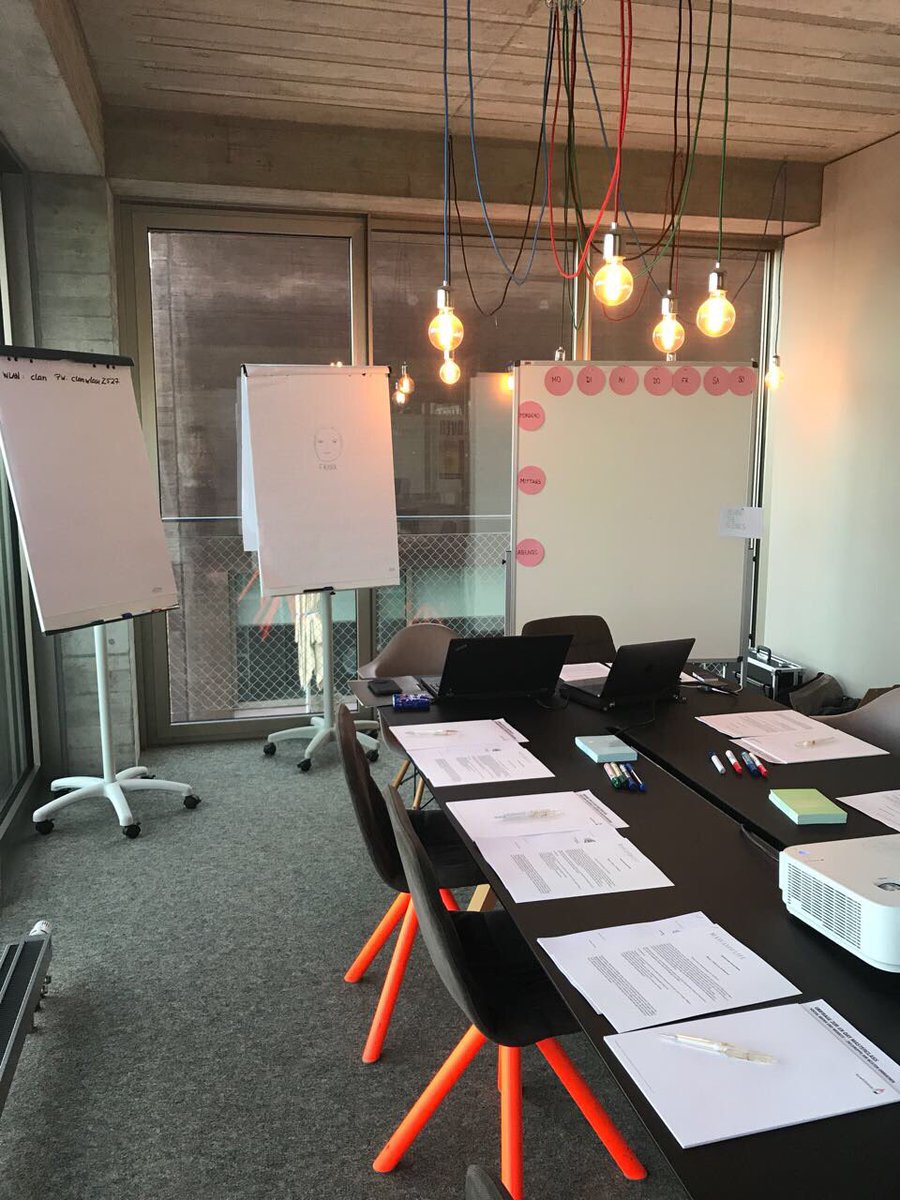 uxdaymannheim's tweet photo. Vielen Dank an alle Teilnehmer der UX-DAY MASTERCLASS "Social Media"! #UXDAY17 #uxday #ux #socialmedia #masterclass https://t.co/1mupidSznN