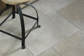 Lincs_Limestone's tweet photo. Choosing stone blended with warm hues means elegance at great value. View here. https://t.co/oE2HpJNX32 https://t.co/EuE663RSL1