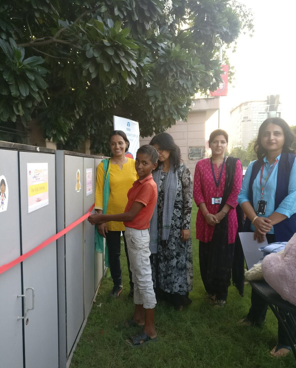joshiisrocking's tweet photo. TCS Maitree at Lucknow launched neki ki deewar to help the poor and marginalized @People_TCS @prerna1407 @MehulKothare #TCSEmpowers https://t.co/0vIpSHykiF