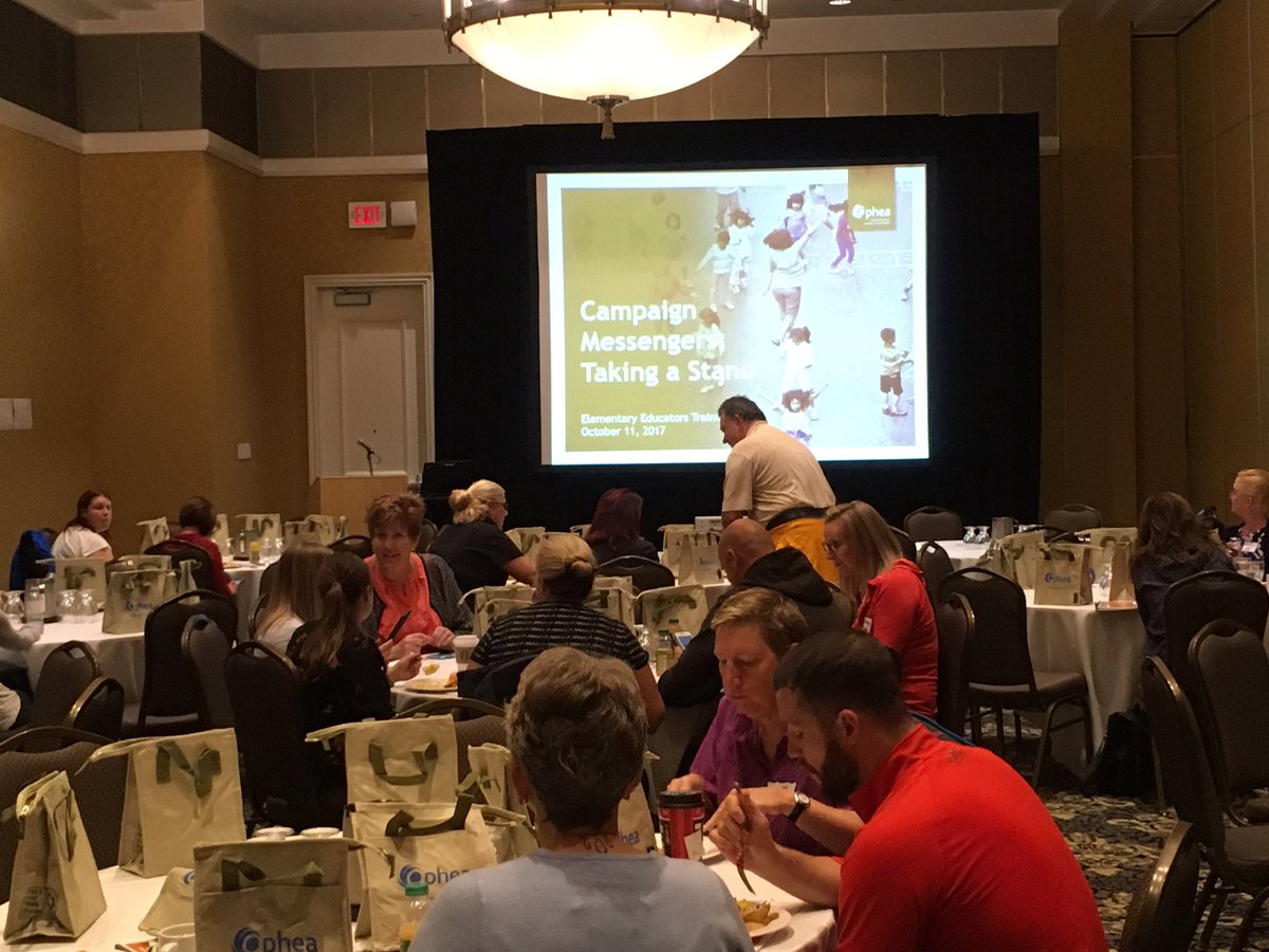 CatchingHeather's tweet photo. Starting my #Ophea2017 off MCing w @HealthPromoterL Campaign Messengers: Taking a Stand talking #consent, #sexualviolence, #LGBTQ in schools https://t.co/14A8oose1u