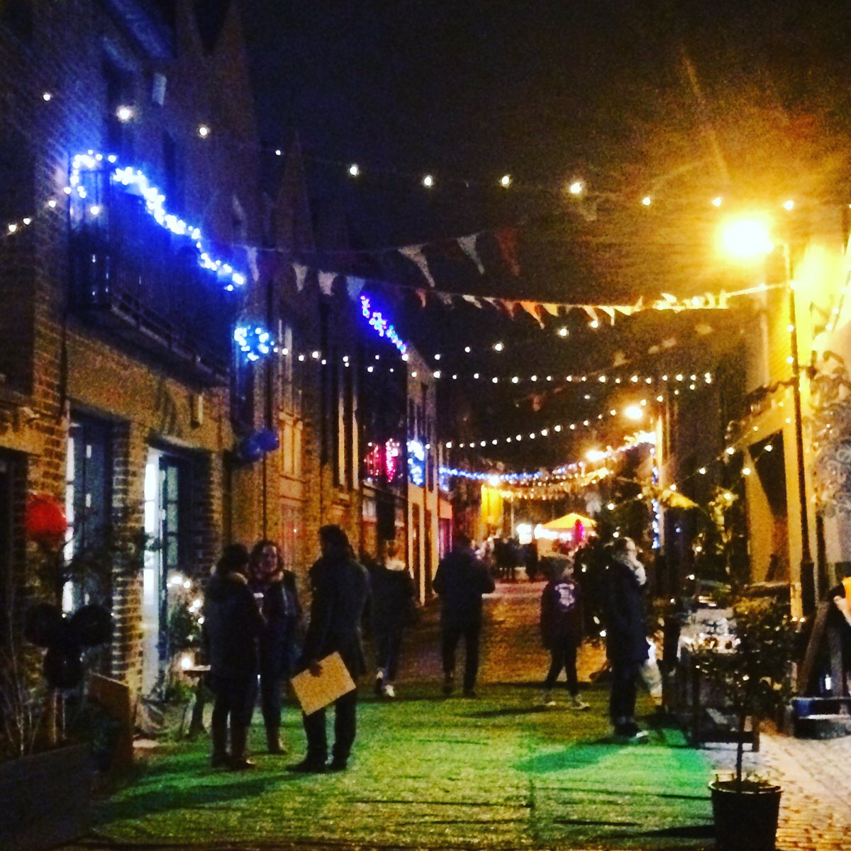 Friends! Save the date! Our <a href="/HavelockStudios/">Havelock Walk</a> Winter Weekend 25 &amp; 26 Nov! Art, food, music, festive fun! Come visit 11-6pm #ForestHill #SE23