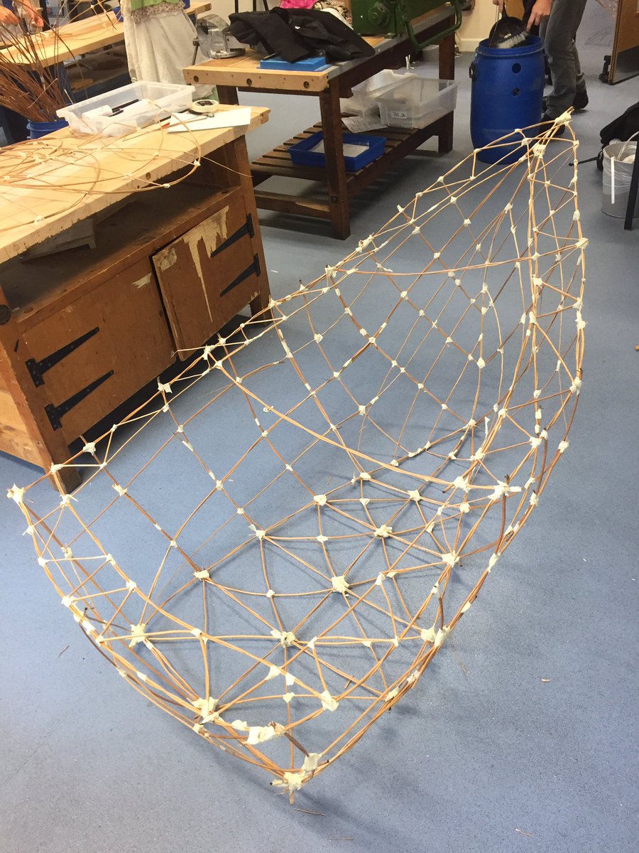 StAndyDT's tweet photo. An amazing mornings work to produce the willow frames for our light sculptures. Great perseverance boys! #jackonthegreen #Samesky https://t.co/ehnetwdSYP