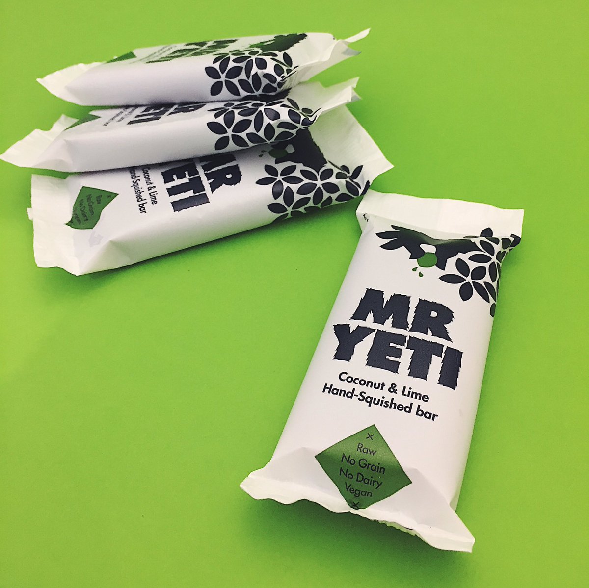 _MrYeti's tweet photo. Check out our grain free, dairy free, vegan and paleo bars ✅ #paleo #vegan #grainfree #dairyfree https://t.co/b2L5O1ko8v