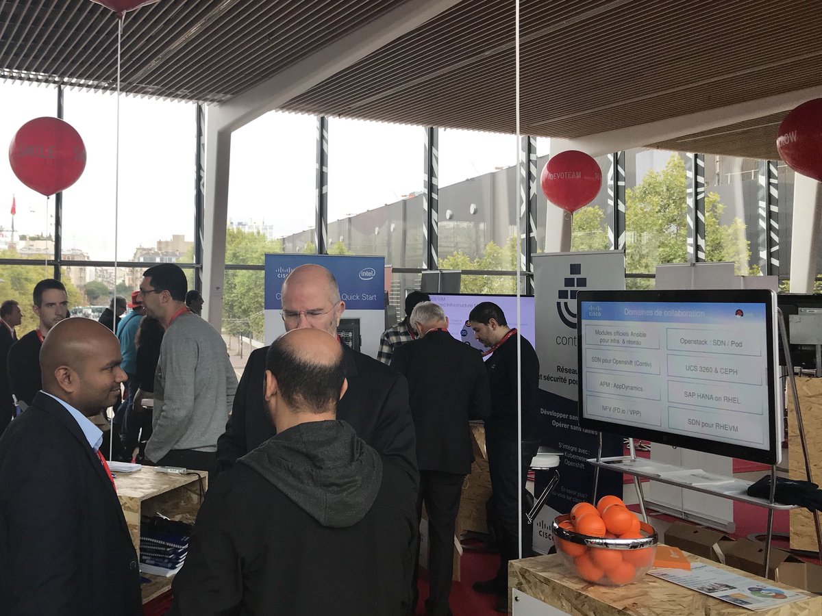 chperrin's tweet image. Après network.intuitive place au container networking, a l’intégration openstack, openshift et NFV ! #RedHatForumFR #contiv