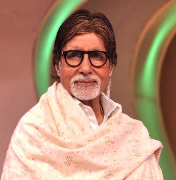 Asranisacting's tweet photo. A great actor and an equally amazing human being,wishing @SrBachchan ji a very happy 75th birthday... #Happy75thBirthdayABSir https://t.co/sFAfjK0OUV