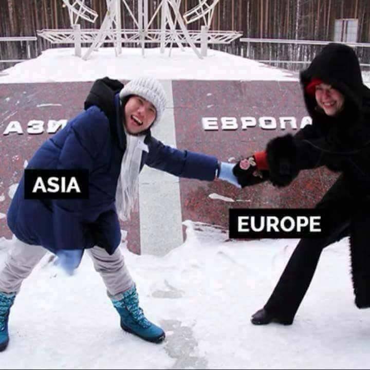 JhandLog's tweet photo. Some interesting borders across the world. 
#amazing #facts #didYouKnow #asia #europe #usa… https://t.co/yoVDR3I2Py https://t.co/m1wHyTkX1R