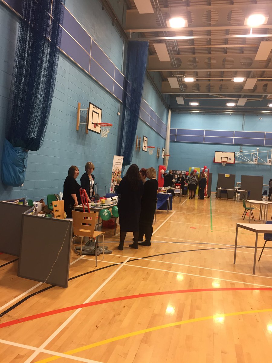 Ready to go at #SwaleHealthCareers @isleofsheppeyacademy   Thanks @KentMedwaySTEM <a href="/CareerEnt/">The Careers & Enterprise Company</a>