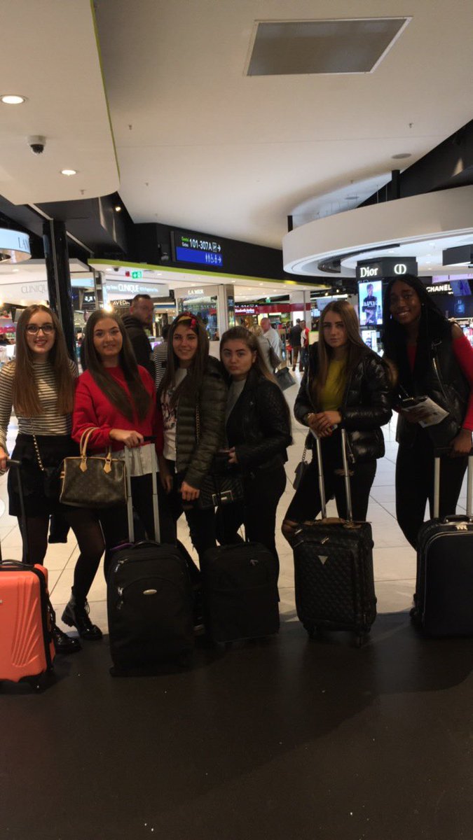mercyinchicore's tweet photo. #InternationalGirlDay #Oxford #MercyOnTheMove @lmhoxford @roisiningle @1GaryGannon @TreasaLeahy #sao https://t.co/GEXu2QEBf1