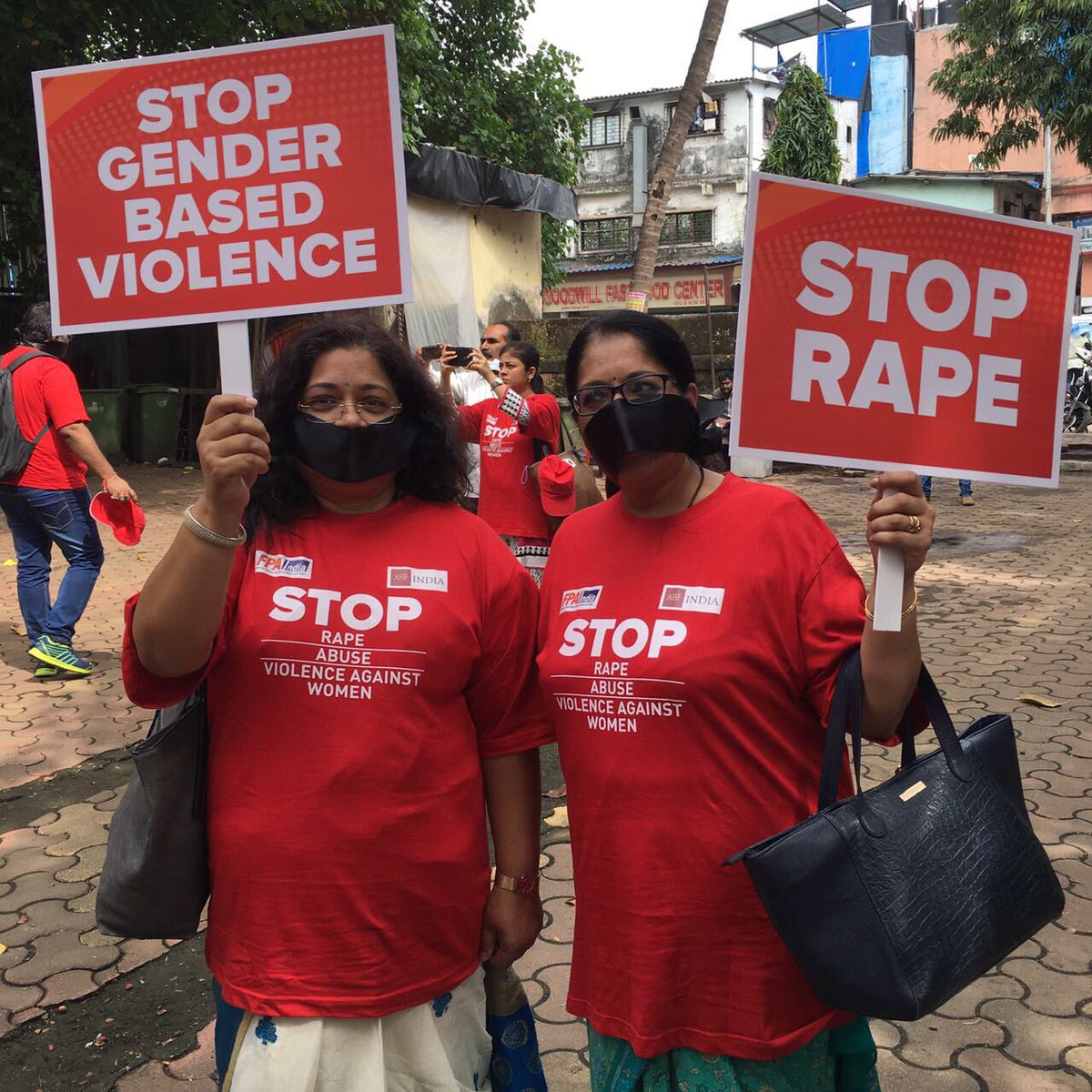 AhfIndiacares's tweet photo. Highlights from the ‘Silent Rally’. Thank you all for your support! #DayOfTheGirl #AHFSilentProtest https://t.co/EFcgr26vtV
