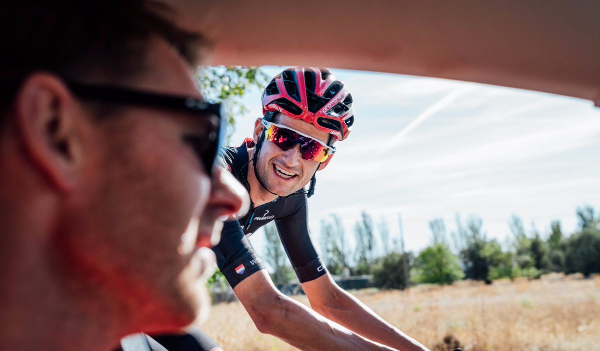 INEOS Grenadiers tweet media