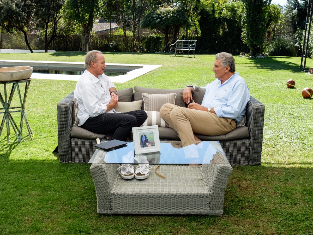 BertinOsborne's tweet photo. El próximo lunes recibo en @micasaeslatuya a un invitado de altura… ¡@fernandoromay1! Os espero a todos. https://t.co/HL9OtZGiR7