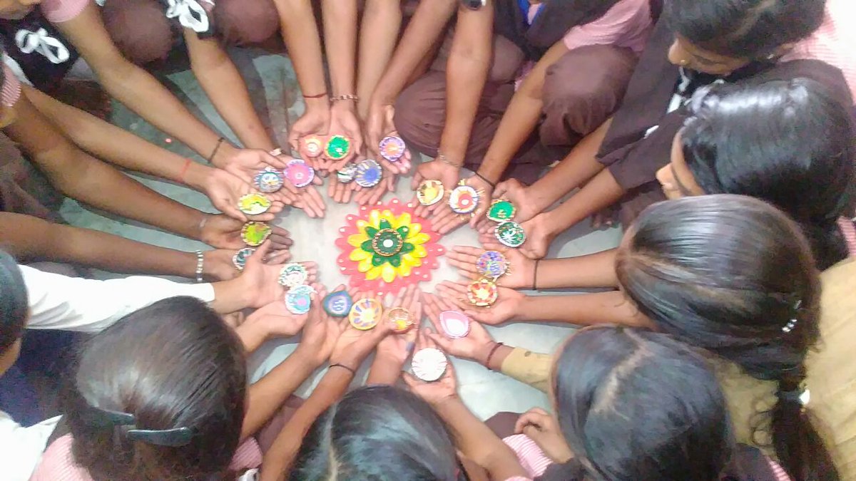 dastagiralig's tweet photo. #Muskaan #International Girl Child day # Sorts of activities @ActionAidIndia @Beti zindabad @UNICEFIndia https://t.co/iSwCFQbHhq