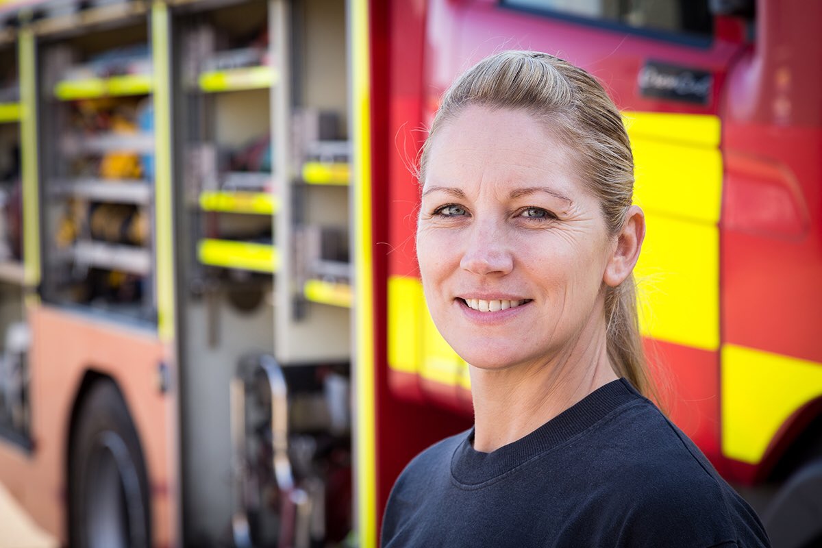 insight__photo's tweet photo. Salt of Southend
Sarah Stibbs
___________
#MadeByInsight
#PhotographyByInsight #InsightDesignUK #SALTofSouthend #FireFighter #Southend https://t.co/DFjxCjD4tV
