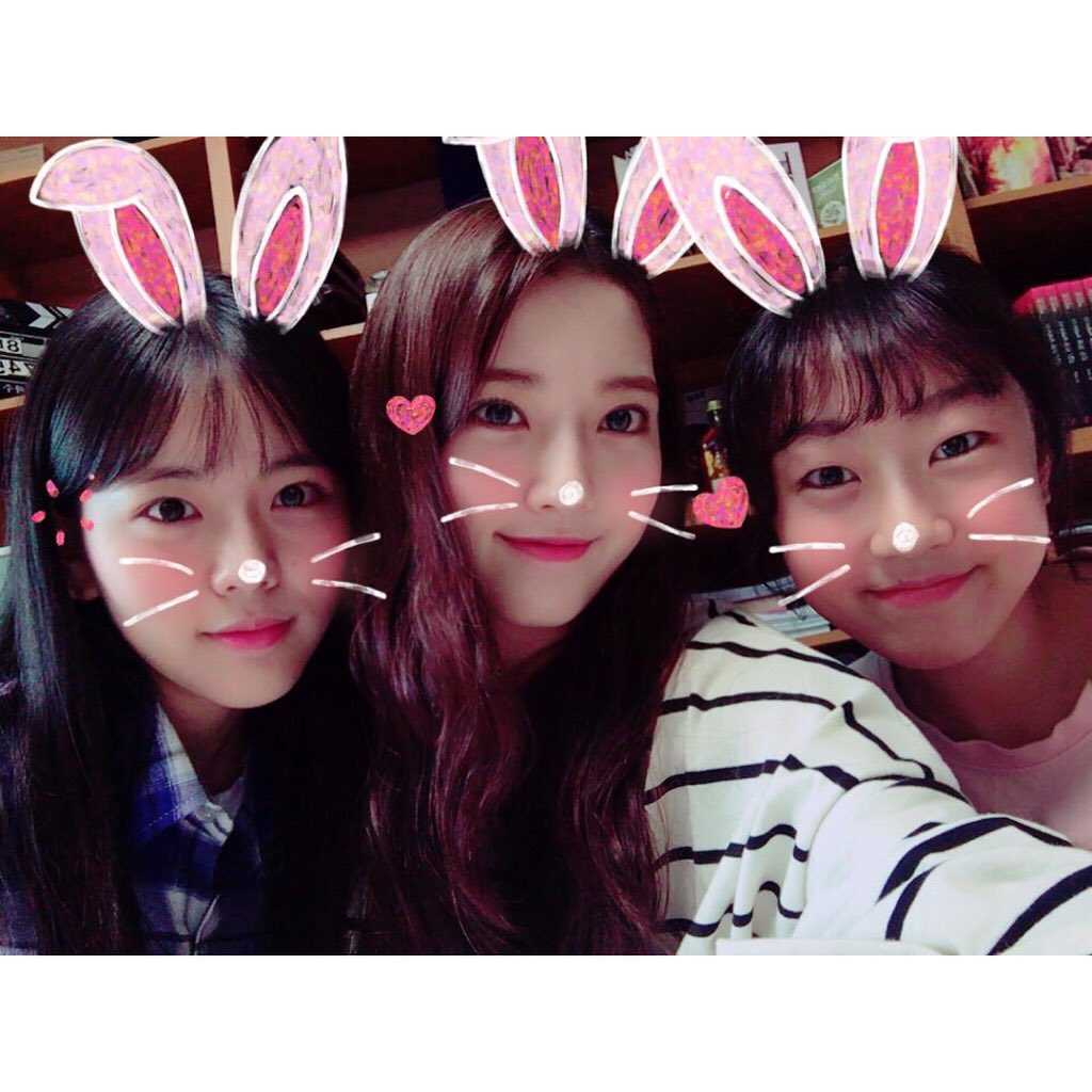 정다빈_bot tweet media