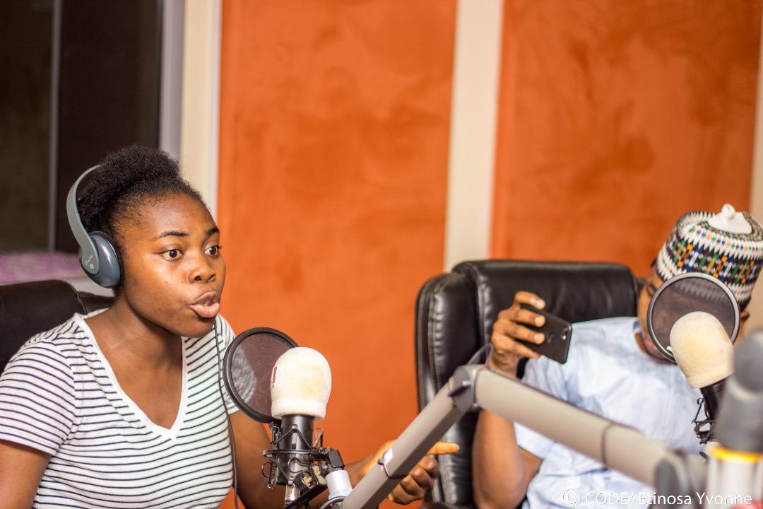 Connected_dev's tweet photo. @wefmng @4lowthemoney @AbujaGSC @BRWorg @PLSInitiative @HamzyCODE @obyezeks @youthhubafrica @AminaJMohammed @savechildrenNG @ONEinAfrica On the Chat Room @wefmng discussing Poverty, Culture and Uneducation as factors militating against the empowerment of the Girl Child #IDC17 https://t.co/XkCxA5mgTG