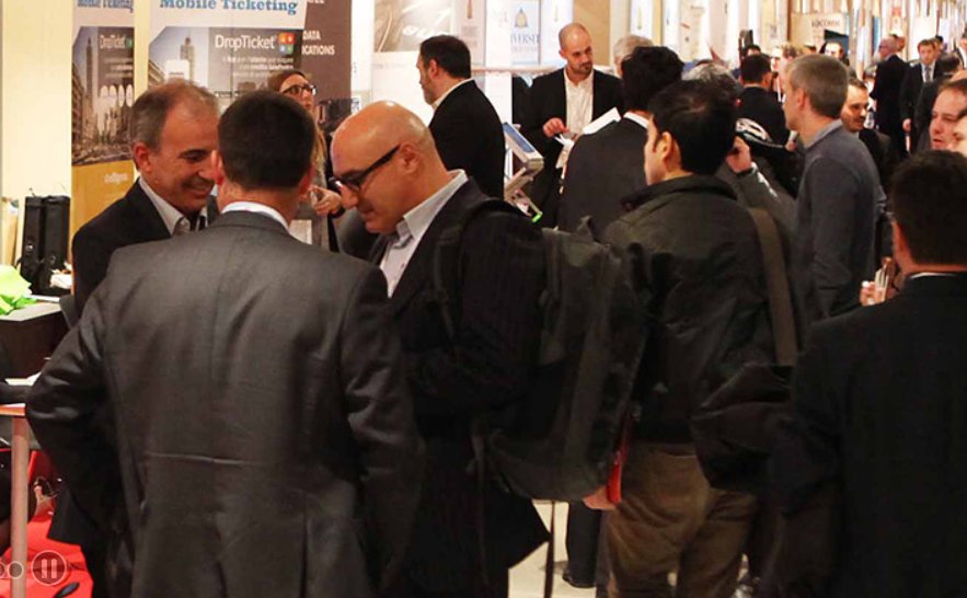 Esriitalia's tweet photo. Non perdere l'intervento di #Esri Italia "Digital Trasformation e Smart City: due leve per rilanciare lo #sviluppo" a #SmartMobilityWorld #GIS #ArcGIS #trasformazionedigitale #smartcity https://t.co/SO1eu5ZoaB https://t.co/aVQm90upMT