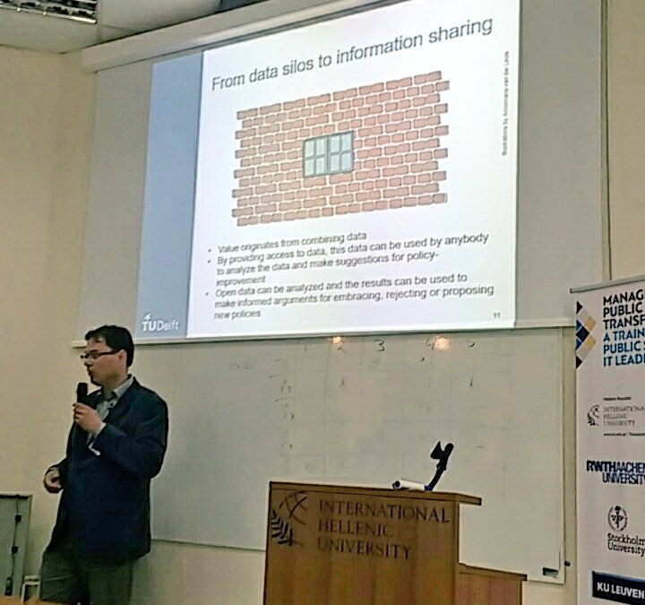 ilias_kastritis's tweet photo. What is openness? What governments can learn from crowdsourced platforms? How trust is build by design?  @HMarijn #mdt2017 https://t.co/UMyHo0Igk5