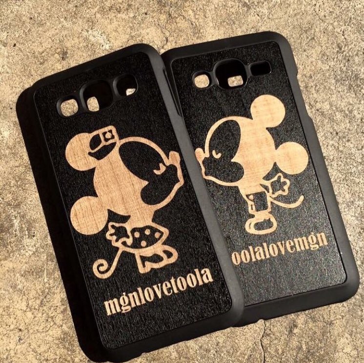 DesignWoodTH's tweet photo. เคสไม้น่ารักๆ เอาใจคู่รัก 💑
เคสไม้เลเซอร์ 📱
สามารถเลือกลายจากทางร้านหรือออกแบบตามความชอบ
 #IPOHNE #SUMSUNG #SONY #LG #HTC #OPPO #LENOVO #ASUS #VIVO #HUAWEI #XIAOMI https://t.co/76ZOsm9yWO