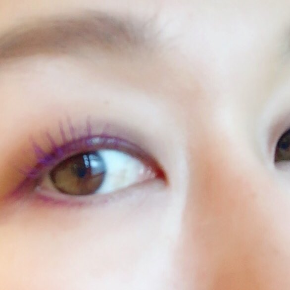 miyumiu's tweet photo. 仕事がタフすぎるから、マスカラヴァイオレットにした🦄💜💜💜
これで乗り切る😋✨🙏
メークは、美容は、パワー💋
#colormascara #colourmascara https://t.co/SyB14EJyY4
