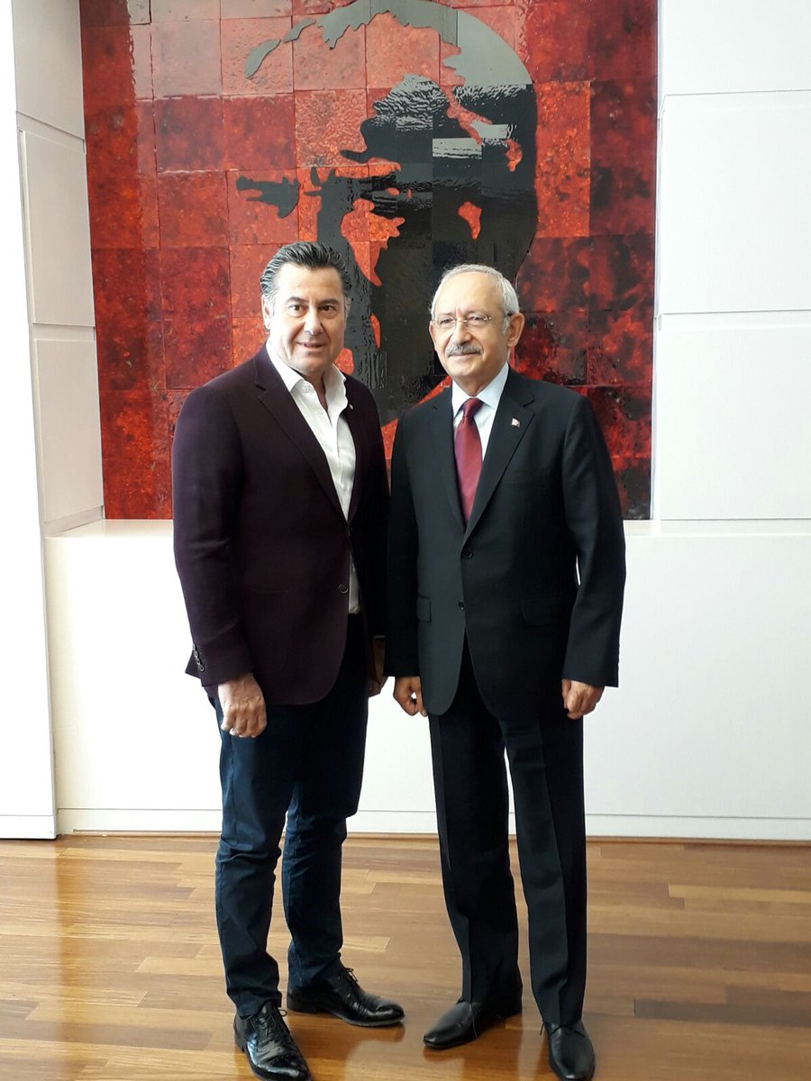 KocadonMehmet's tweet photo. Cumhuriyet Halk Partisi Genel Başkanı Sayın Kemal Kılıçdaroğlunu'nu ziyaret ederek geçen yaz aylarını ve turizmi değerlendirdik. https://t.co/jZnOY01xHL